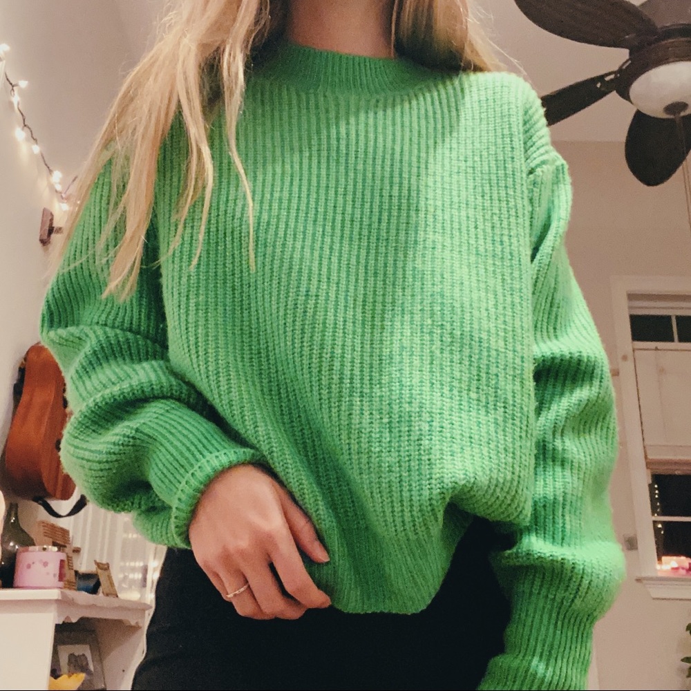 H&M Oversized Knit Sweater🌱